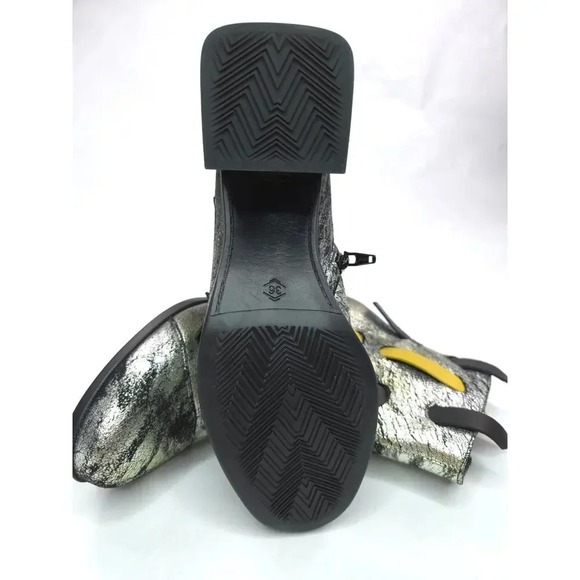 New Free People by Papucei Ankle Monet Chelsea Boots Size 6 - Picture 3 of 6